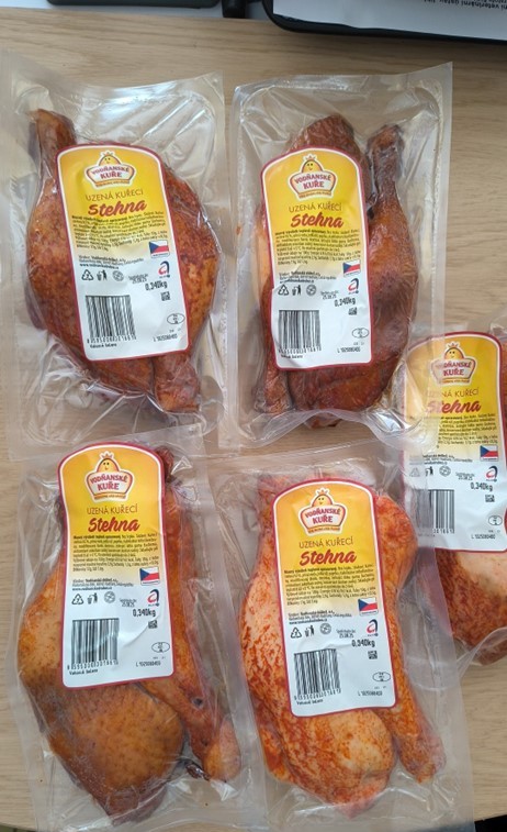 Uzena kureci stehna 1