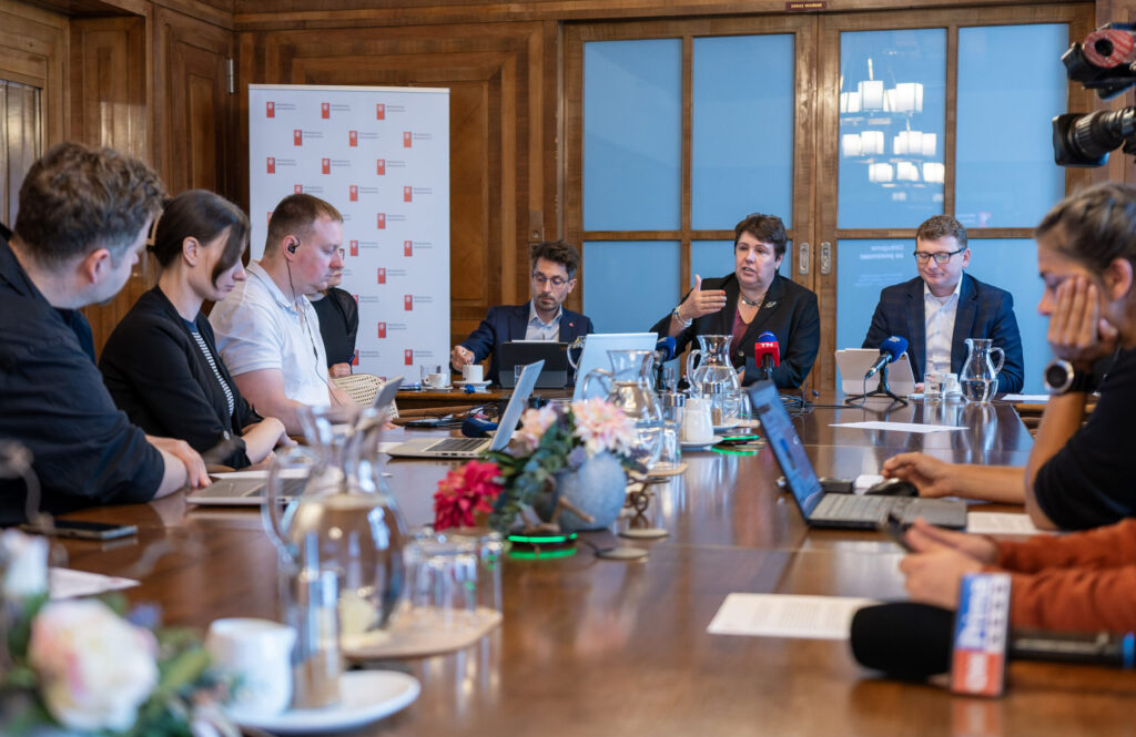 Hygienici zahajují letní sezonu 2026. Češi stále více cestují mimo Evropu, zdravotní prevenci ale podceňují 1 DSC 5062 scaled 1